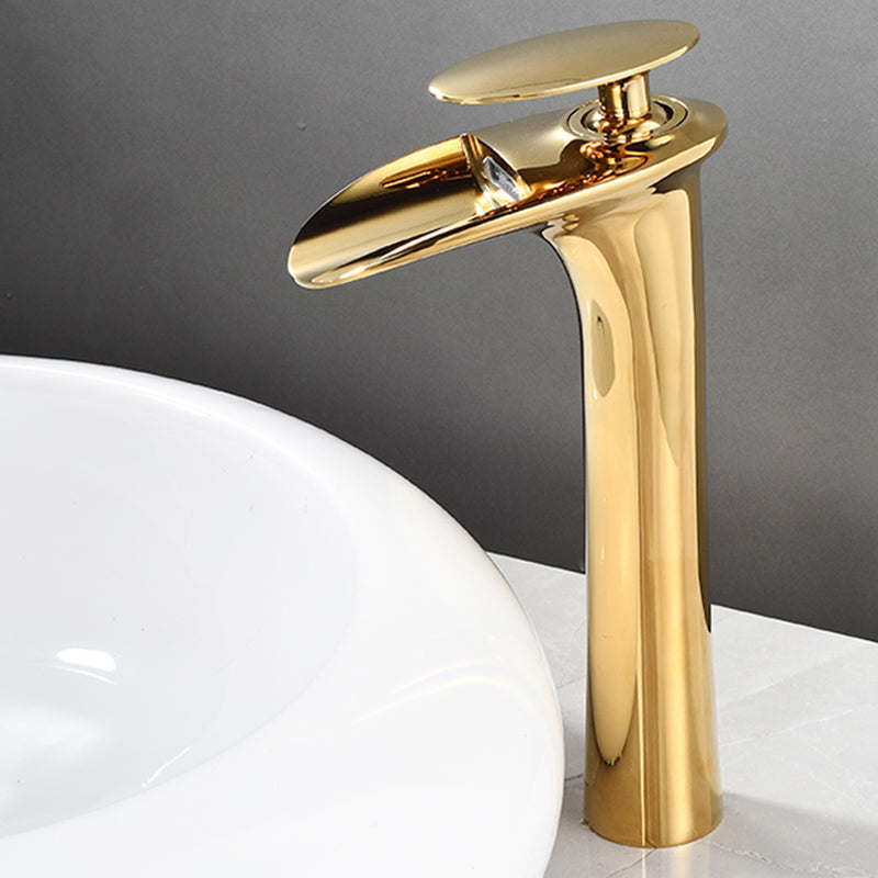 Farmhouse Wide Spread Bathroom Faucet Brass Lever Lavatory Faucet Gold 10.8" Clearhalo 'Bathroom Remodel & Bathroom Fixtures' 'Bathroom Sink Faucets' 'Bathroom Sinks & Faucet Components' 'bathroom_sink_faucets' 'Home Improvement' 'home_improvement' 'home_improvement_bathroom_sink_faucets' 7334462