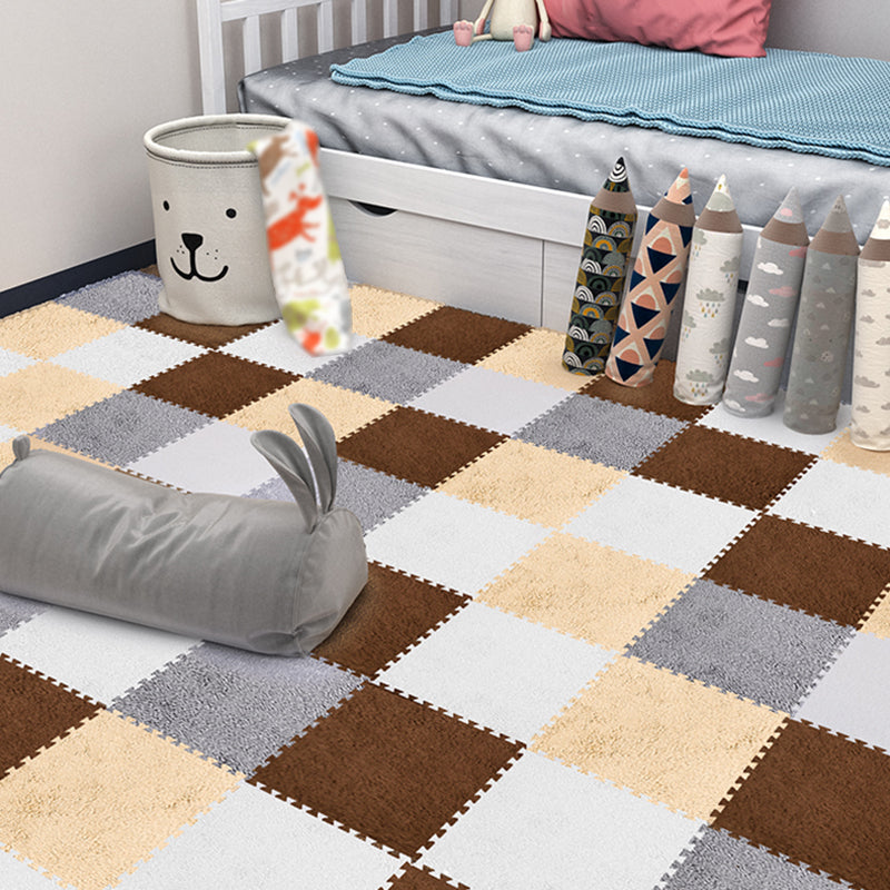 Multi-Color Level Loop Carpet Tile Fade Resistant Interlocking Bedroom Carpet Tiles Clearhalo 'Carpet Tiles & Carpet Squares' 'carpet_tiles_carpet_squares' 'Flooring 'Home Improvement' 'home_improvement' 'home_improvement_carpet_tiles_carpet_squares' Walls and Ceiling' 7334825