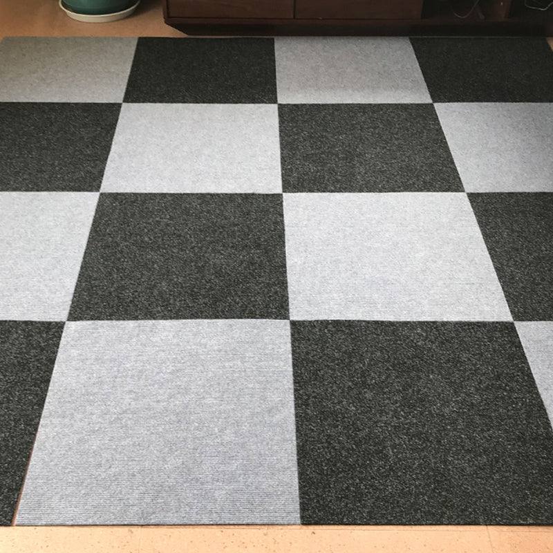Dark Color Level Loop Carpet Tile Self Adhesive Indoor Office Carpet Tiles Black White Clearhalo 'Carpet Tiles & Carpet Squares' 'carpet_tiles_carpet_squares' 'Flooring 'Home Improvement' 'home_improvement' 'home_improvement_carpet_tiles_carpet_squares' Walls and Ceiling' 7334828