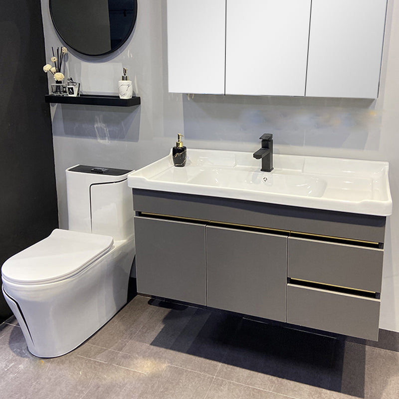 Traditional Floor Mounted Toilet Seat Included Toilet Bowl for Bathroom Clearhalo 'Bathroom Remodel & Bathroom Fixtures' 'Home Improvement' 'home_improvement' 'home_improvement_toilets' 'Toilets & Bidets' 'Toilets' 7335557