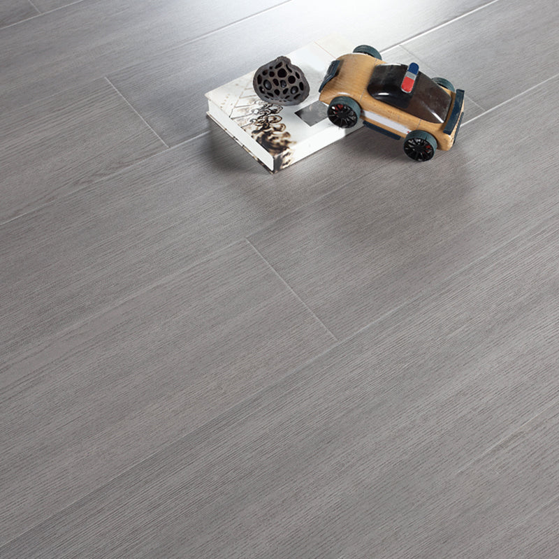 Modern Style Indoor Laminate Floor Wooden Waterproof Laminate Flooring Grey Clearhalo 'Flooring 'Home Improvement' 'home_improvement' 'home_improvement_laminate_flooring' 'Laminate Flooring' 'laminate_flooring' Walls and Ceiling' 7349013