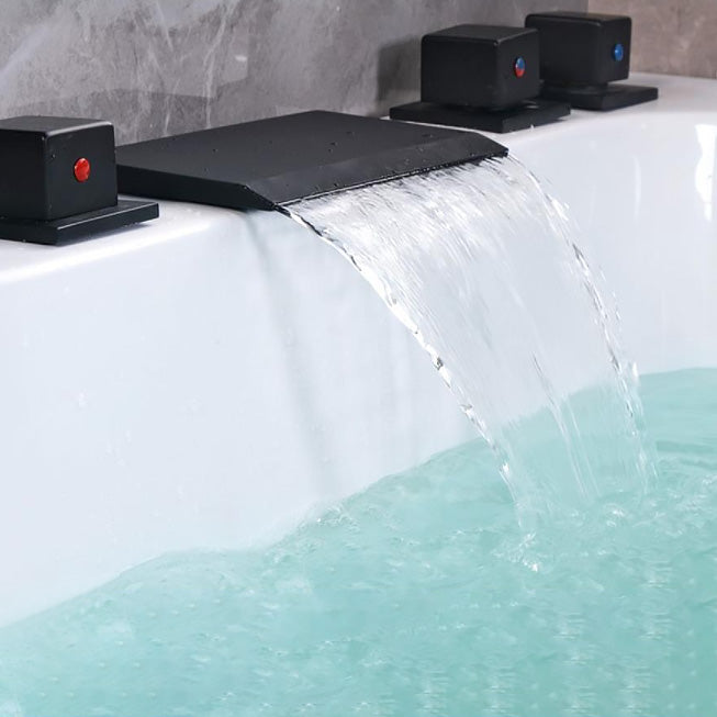 Stand Alone White Bath Acrylic Rectangular Modern Soaking Bathtub Clearhalo 'Bathroom Remodel & Bathroom Fixtures' 'Bathtubs' 'Home Improvement' 'home_improvement' 'home_improvement_bathtubs' 'Showers & Bathtubs' 7349651