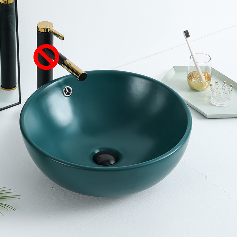Modern Bathroom Sink with Pop-Up Drain Porcelain Round Vessel Lavatory Sink Blackish Green Unavailiable Clearhalo 'Bathroom Remodel & Bathroom Fixtures' 'Bathroom Sinks & Faucet Components' 'Bathroom Sinks' 'bathroom_sink' 'Home Improvement' 'home_improvement' 'home_improvement_bathroom_sink' 7352991