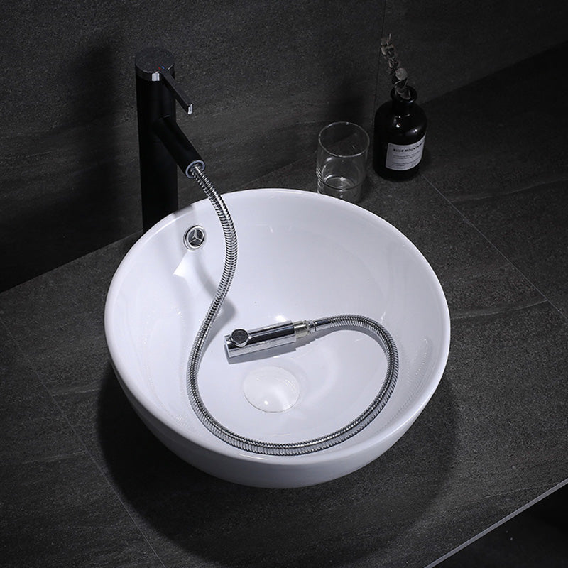 Modern Bathroom Sink with Pop-Up Drain Porcelain Round Vessel Lavatory Sink White Round Pulling Clearhalo 'Bathroom Remodel & Bathroom Fixtures' 'Bathroom Sinks & Faucet Components' 'Bathroom Sinks' 'bathroom_sink' 'Home Improvement' 'home_improvement' 'home_improvement_bathroom_sink' 7353002