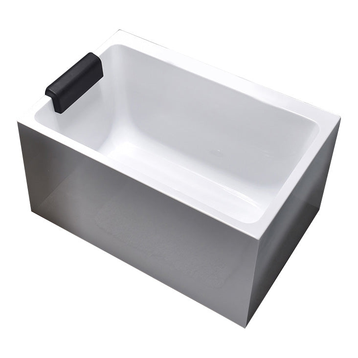 Modern Rectangular Bathtub Acrylic Center Soaking White Bath Clearhalo 'Bathroom Remodel & Bathroom Fixtures' 'Bathtubs' 'Home Improvement' 'home_improvement' 'home_improvement_bathtubs' 'Showers & Bathtubs' 7354470