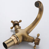 Knob Handle Wide Spread Bathroom Faucet Industrial Lavatory Faucet Clearhalo 'Bathroom Remodel & Bathroom Fixtures' 'Bathroom Sink Faucets' 'Bathroom Sinks & Faucet Components' 'bathroom_sink_faucets' 'Home Improvement' 'home_improvement' 'home_improvement_bathroom_sink_faucets' 7354768
