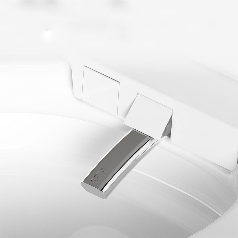 One Piece Toilet Siphon Jet Toilet Modern Porcelain Floor Mounted Flush Toilet Clearhalo 'Bathroom Remodel & Bathroom Fixtures' 'Home Improvement' 'home_improvement' 'home_improvement_toilets' 'Toilets & Bidets' 'Toilets' 7355755