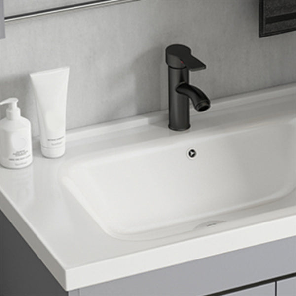 Modern Bathroom Vanity Set Freestanding Single-Sink Bathroom Sink Vanity Clearhalo 'Bathroom Remodel & Bathroom Fixtures' 'Bathroom Vanities' 'bathroom_vanities' 'Home Improvement' 'home_improvement' 'home_improvement_bathroom_vanities' 7356860