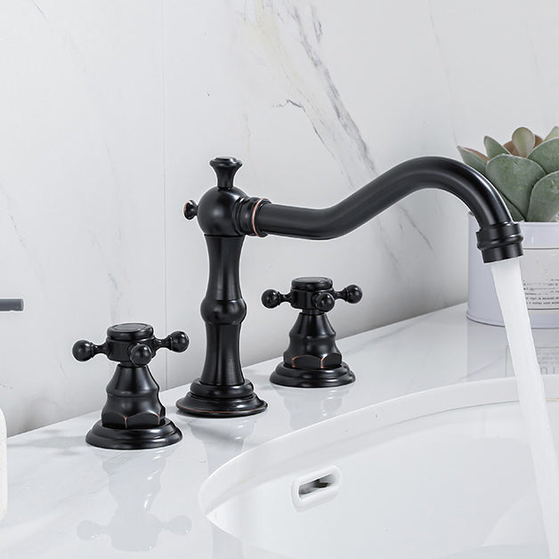 Industrial Wide Spread Bathroom Faucet 2 Cross Handles Lavatory Faucet Clearhalo 'bathroom_sink_faucets' 'Conjunta de Baño y Conjunta de Grifo' 'Coronamiento de Baño y Dispositivo de Baño' 'Grifo del lavabo del baño' 'Hogar' 'home_improvement' 'home_improvement_bathroom_sink_faucets' 'Mejoras para el hogar' 7360527