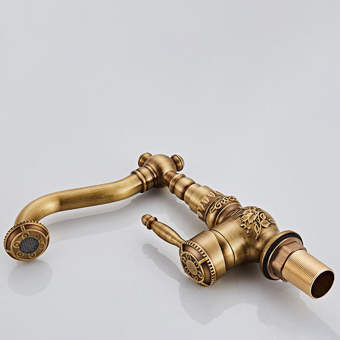 Brass Traditional Wide Spread Bathroom Faucet Lever Lavatory Faucet Clearhalo 'Bathroom Remodel & Bathroom Fixtures' 'Bathroom Sink Faucets' 'Bathroom Sinks & Faucet Components' 'bathroom_sink_faucets' 'Home Improvement' 'home_improvement' 'home_improvement_bathroom_sink_faucets' 7360580