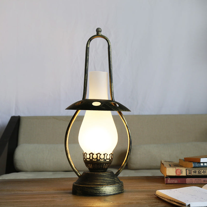 Lámpara de escritorio de metal de metal llamativo One Light Nordic Standic  Light para dormitorio infantil - Clearhalo