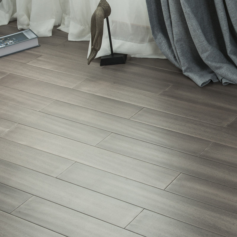 Hardwood Flooring Solid Wood Interlocking Rectangle Wood Flooring Old Wood Clearhalo 'Flooring 'Hardwood Flooring' 'hardwood_flooring' 'Home Improvement' 'home_improvement' 'home_improvement_hardwood_flooring' Walls and Ceiling' 7362538