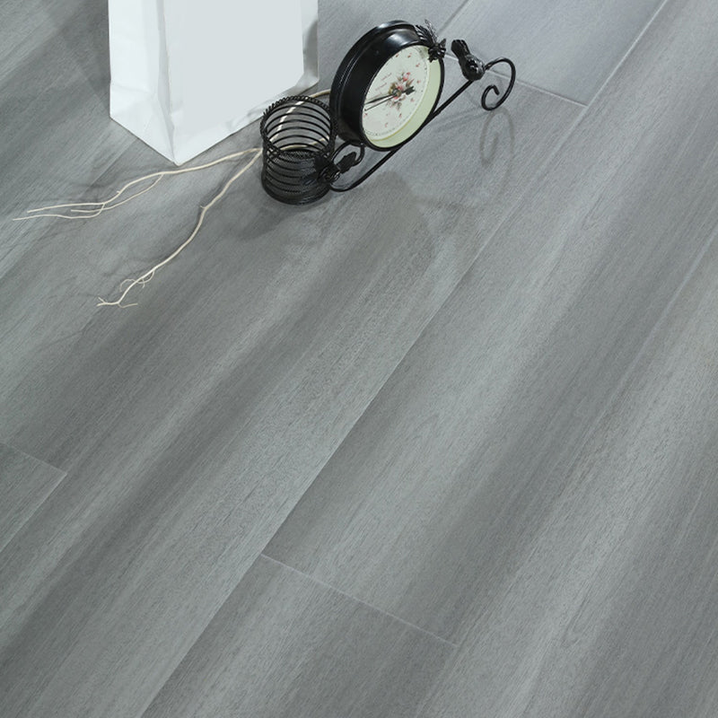 Indoor Floor Laminate Wooden Click-clock Scratch Resistant Laminate Floor Light Brown Clearhalo 'Flooring 'Home Improvement' 'home_improvement' 'home_improvement_laminate_flooring' 'Laminate Flooring' 'laminate_flooring' Walls and Ceiling' 7363691