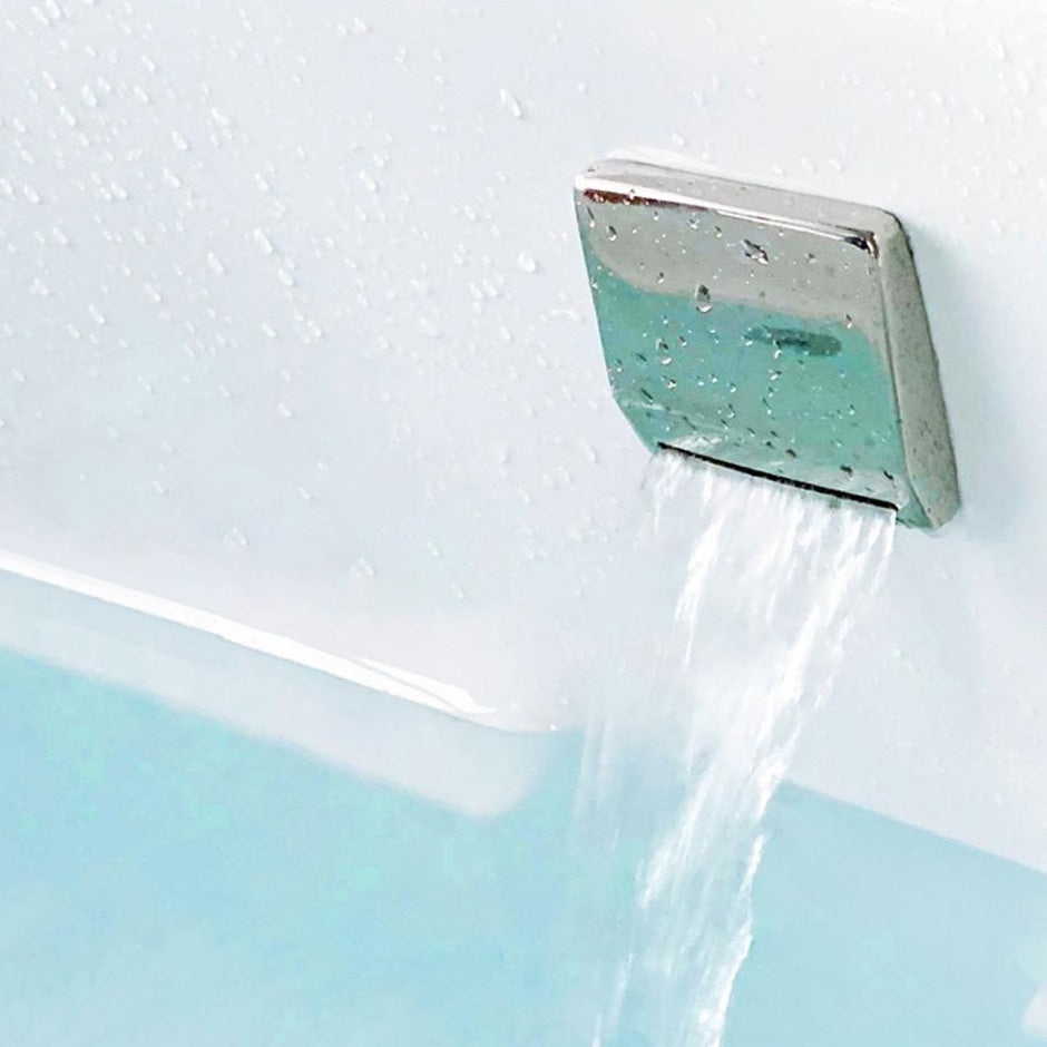 Modern Acrylic Rectangular Bathtub White Drop-in Soaking Bath Clearhalo 'Bathroom Remodel & Bathroom Fixtures' 'Bathtubs' 'Home Improvement' 'home_improvement' 'home_improvement_bathtubs' 'Showers & Bathtubs' 7364221