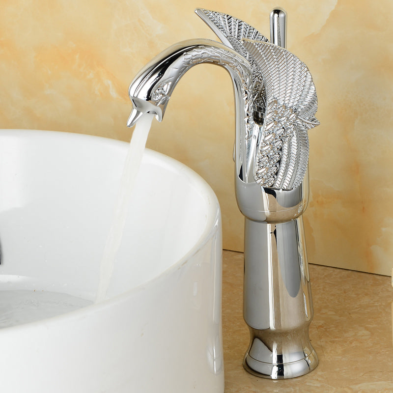 Traditional Wide Spread Bathroom Faucet 1-Handle Lavatory Faucet Silver 11.4" Clearhalo 'Bathroom Remodel & Bathroom Fixtures' 'Bathroom Sink Faucets' 'Bathroom Sinks & Faucet Components' 'bathroom_sink_faucets' 'Home Improvement' 'home_improvement' 'home_improvement_bathroom_sink_faucets' 7364775