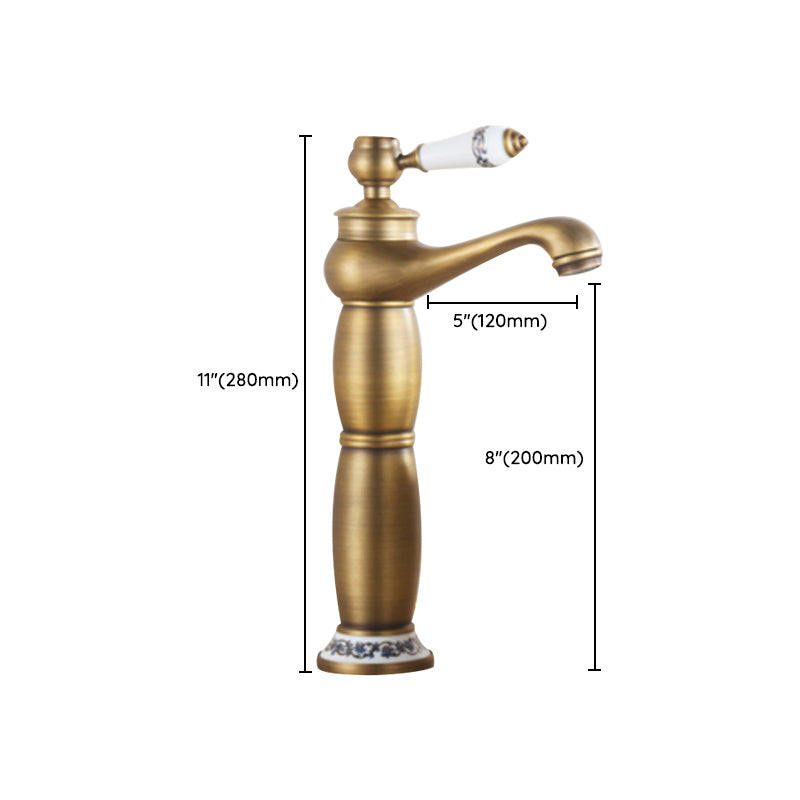 Country Wide Spread Bathroom Faucet Vintage Vanity Sink Faucet Clearhalo 'bathroom_sink_faucets' 'Conjunta de Baño y Conjunta de Grifo' 'Coronamiento de Baño y Dispositivo de Baño' 'Grifo del lavabo del baño' 'Hogar' 'home_improvement' 'home_improvement_bathroom_sink_faucets' 'Mejoras para el hogar' 7368841