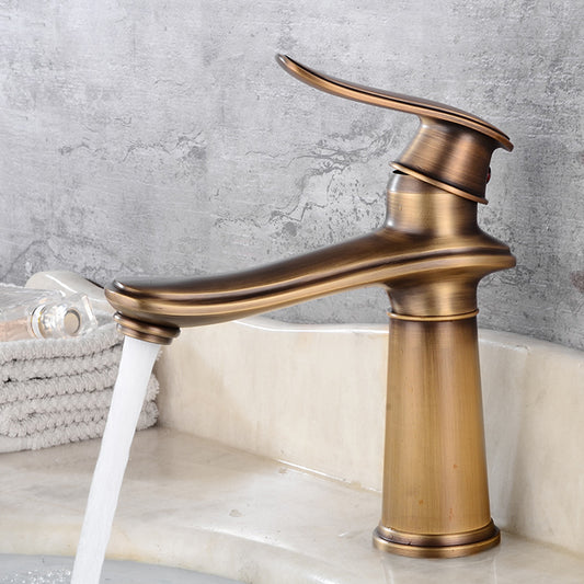 Country Wide Spread Bathroom Faucet Vintage Lever Lavatory Faucet Clearhalo 'Bathroom Remodel & Bathroom Fixtures' 'Bathroom Sink Faucets' 'Bathroom Sinks & Faucet Components' 'bathroom_sink_faucets' 'Home Improvement' 'home_improvement' 'home_improvement_bathroom_sink_faucets' 7368842
