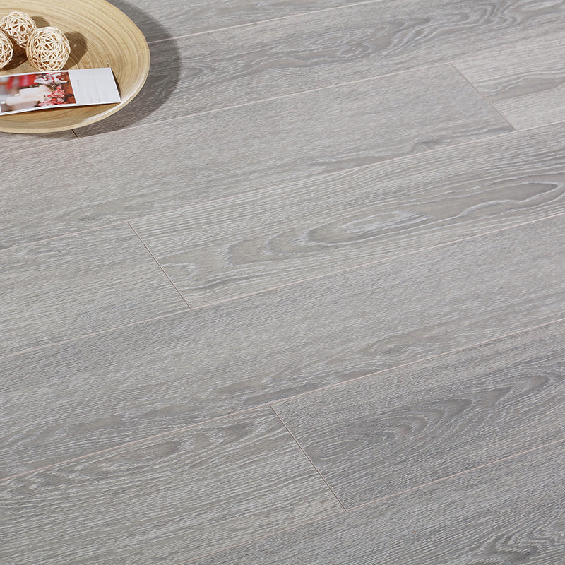 Laminate Flooring Wooden Click-clock Scratch Resistant Laminate Flooring Gray White Clearhalo 'Flooring 'Home Improvement' 'home_improvement' 'home_improvement_laminate_flooring' 'Laminate Flooring' 'laminate_flooring' Walls and Ceiling' 7377710