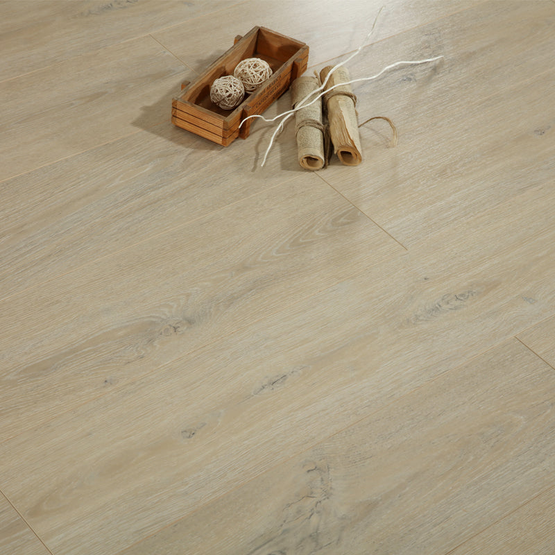 Traditional Wood Floor Planks Wire Brushed Click-Locking Hardwood Deck Tiles White Wood Grain Clearhalo 'Flooring 'Hardwood Flooring' 'hardwood_flooring' 'Home Improvement' 'home_improvement' 'home_improvement_hardwood_flooring' Walls and Ceiling' 7385769