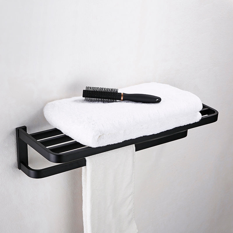 Contemporary Style Black Bathroom Accessory Set Metal Towel Bar Clearhalo 'Bathroom Hardware Sets' 'Bathroom Hardware' 'Bathroom Remodel & Bathroom Fixtures' 'bathroom_hardware_sets' 'Home Improvement' 'home_improvement' 'home_improvement_bathroom_hardware_sets' 7387633