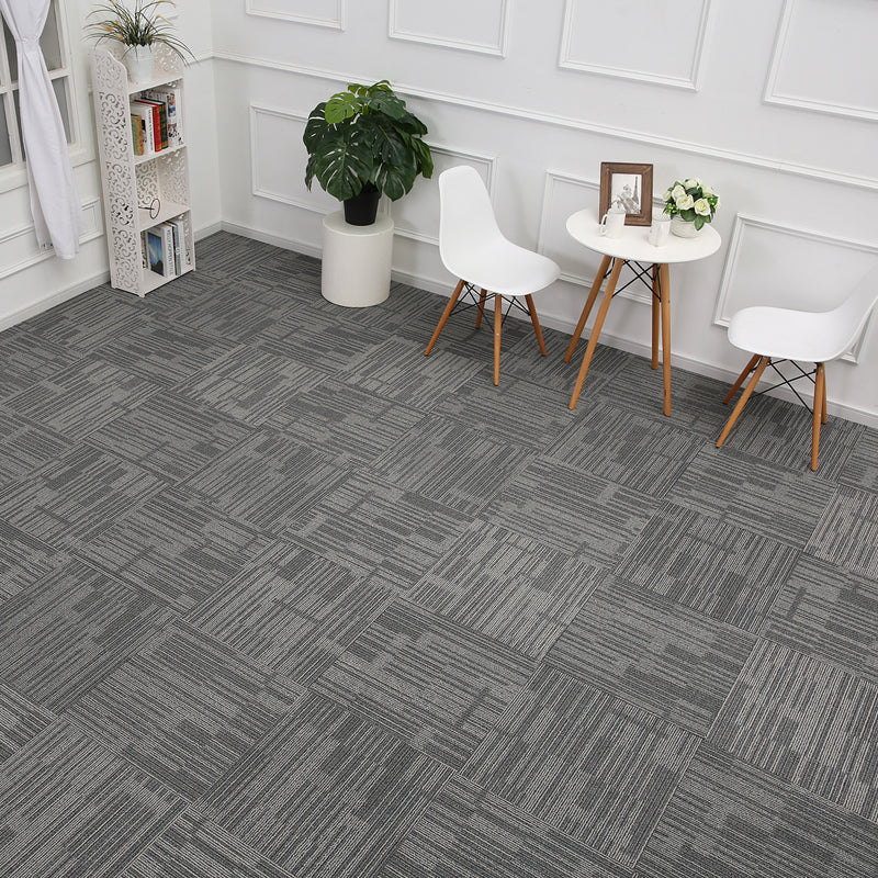 Modern Carpet Tiles Multi Level Loop Glue Down Non-Skid Carpet Tile for Foyer Gray-White 40-Piece Set Clearhalo 'Carpet Tiles & Carpet Squares' 'carpet_tiles_carpet_squares' 'Flooring 'Home Improvement' 'home_improvement' 'home_improvement_carpet_tiles_carpet_squares' Walls and Ceiling' 7389339