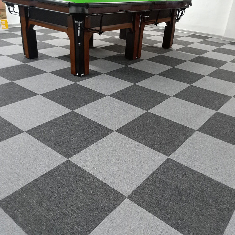 Modern Carpet Tiles Multi Level Loop Glue Down Non-Skid Carpet Tile for Foyer Gray Plaid 40-Piece Set Clearhalo 'Carpet Tiles & Carpet Squares' 'carpet_tiles_carpet_squares' 'Flooring 'Home Improvement' 'home_improvement' 'home_improvement_carpet_tiles_carpet_squares' Walls and Ceiling' 7389378