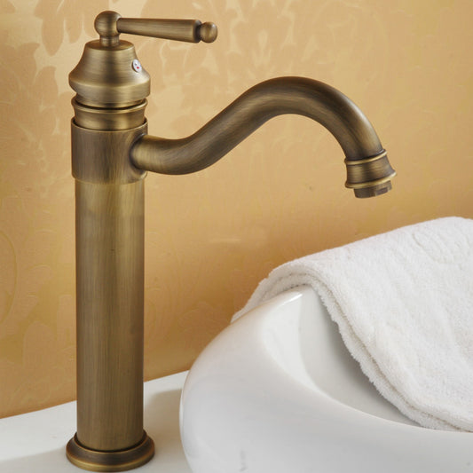 Vintage Wide Spread Bathroom Faucet Farmhouse Lever Lavatory Faucet Clearhalo 'Bathroom Remodel & Bathroom Fixtures' 'Bathroom Sink Faucets' 'Bathroom Sinks & Faucet Components' 'bathroom_sink_faucets' 'Home Improvement' 'home_improvement' 'home_improvement_bathroom_sink_faucets' 7392405