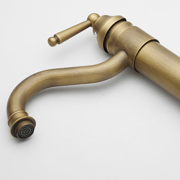 Vintage Wide Spread Bathroom Faucet Farmhouse Lever Lavatory Faucet Clearhalo 'Bathroom Remodel & Bathroom Fixtures' 'Bathroom Sink Faucets' 'Bathroom Sinks & Faucet Components' 'bathroom_sink_faucets' 'Home Improvement' 'home_improvement' 'home_improvement_bathroom_sink_faucets' 7392417