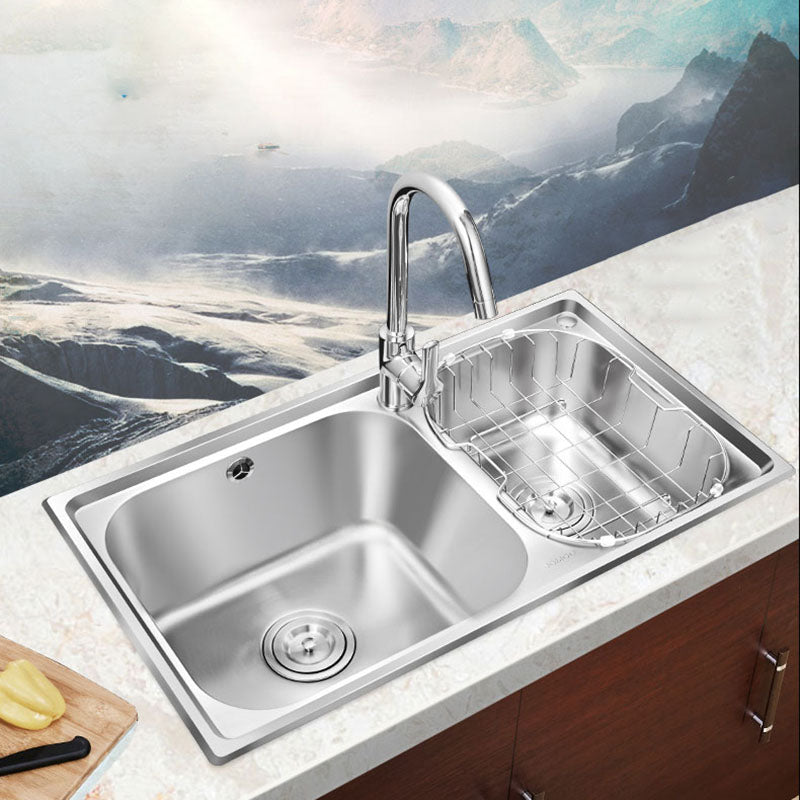 Stainless Steel Kitchen Sink Double Bowl Kitchen Sink with Drain Assembly Clearhalo 'Home Improvement' 'home_improvement' 'home_improvement_kitchen_sinks' 'Kitchen Remodel & Kitchen Fixtures' 'Kitchen Sinks & Faucet Components' 'Kitchen Sinks' 'kitchen_sinks' 7393977