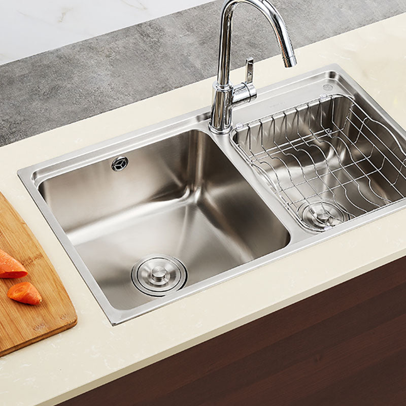 Stainless Steel Kitchen Sink Double Bowl Kitchen Sink with Drain Assembly Clearhalo 'Home Improvement' 'home_improvement' 'home_improvement_kitchen_sinks' 'Kitchen Remodel & Kitchen Fixtures' 'Kitchen Sinks & Faucet Components' 'Kitchen Sinks' 'kitchen_sinks' 7393978
