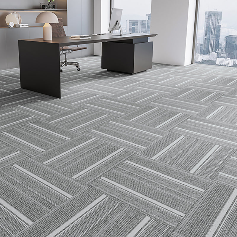 Indoor Carpet Tile Level Loop Non-Skid Carpet Tiles with Waterproof Gray White Gray 40-Piece Set Clearhalo 'Carpet Tiles & Carpet Squares' 'carpet_tiles_carpet_squares' 'Flooring 'Home Improvement' 'home_improvement' 'home_improvement_carpet_tiles_carpet_squares' Walls and Ceiling' 7394075