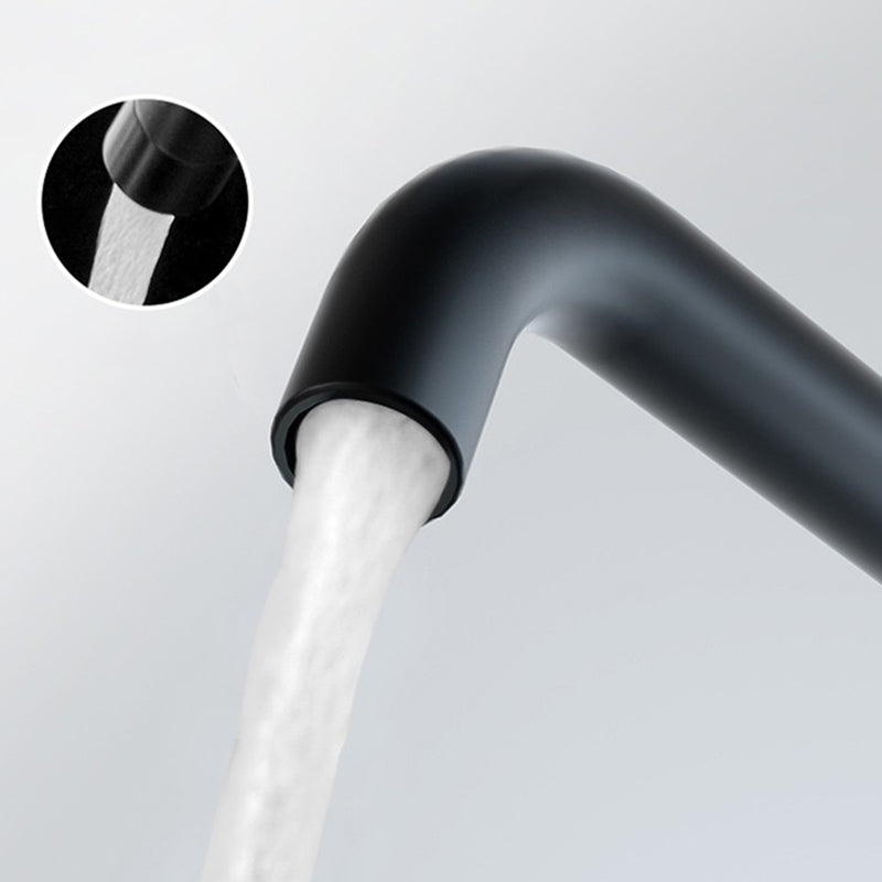Modern Style Bar Faucet Copper Lever Handle Gooseneck Bar Faucet in Black Clearhalo 'Home Improvement' 'home_improvement' 'home_improvement_kitchen_faucets' 'Kitchen Faucets' 'Kitchen Remodel & Kitchen Fixtures' 'Kitchen Sinks & Faucet Components' 'kitchen_faucets' 7401330