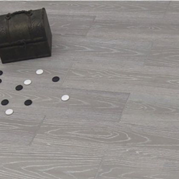 Traditional Hardwood Flooring Solid Wood Wire Brushed Water Resistant Wood Tile Grey Clearhalo 'Flooring 'Hardwood Flooring' 'hardwood_flooring' 'Home Improvement' 'home_improvement' 'home_improvement_hardwood_flooring' Walls and Ceiling' 7403967