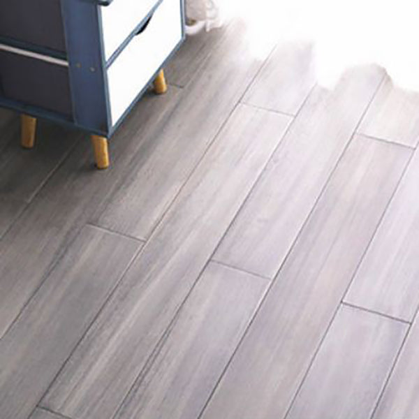 Traditional Hardwood Flooring Solid Wood Wire Brushed Water Resistant Wood Tile White/ Gray Clearhalo 'Flooring 'Hardwood Flooring' 'hardwood_flooring' 'Home Improvement' 'home_improvement' 'home_improvement_hardwood_flooring' Walls and Ceiling' 7403969