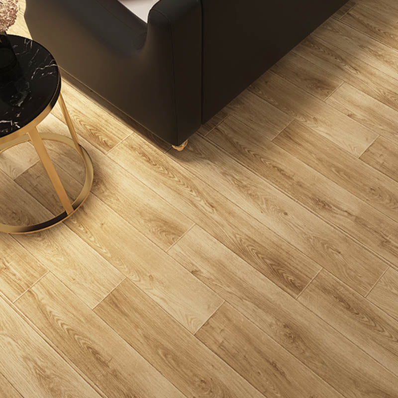 Wooden Effect PVC Flooring Waterproof Fire Resistant Smooth PVC Flooring Clearhalo 'Flooring 'Home Improvement' 'home_improvement' 'home_improvement_vinyl_flooring' 'Vinyl Flooring' 'vinyl_flooring' Walls and Ceiling' 7410325