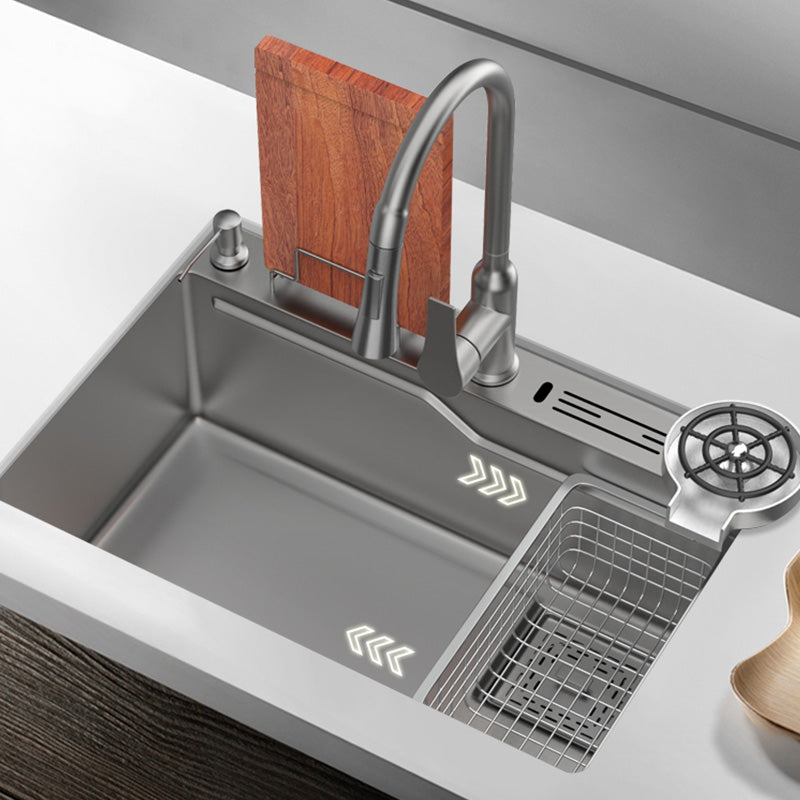 Contemporary Style Kitchen Sink Kitchen Sink with Soap Dispenser Clearhalo 'Home Improvement' 'home_improvement' 'home_improvement_kitchen_sinks' 'Kitchen Remodel & Kitchen Fixtures' 'Kitchen Sinks & Faucet Components' 'Kitchen Sinks' 'kitchen_sinks' 7419278