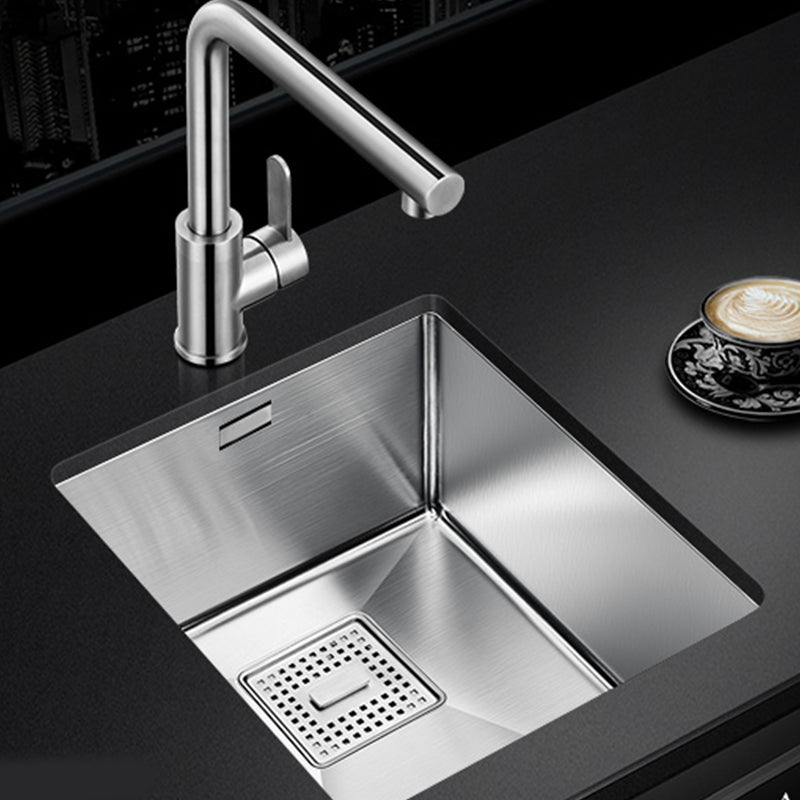 Rectangle Single Bowl Kitchen Sink Stainless Steel Sink with Drain Strainer Kit Clearhalo 'Home Improvement' 'home_improvement' 'home_improvement_kitchen_sinks' 'Kitchen Remodel & Kitchen Fixtures' 'Kitchen Sinks & Faucet Components' 'Kitchen Sinks' 'kitchen_sinks' 7465324