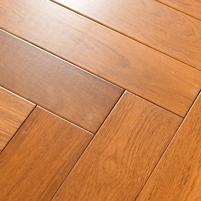 Traditional Flooring Planks Solid Wood Wire Brushed Click-Locking Wood Floor Tile Clearhalo 'Flooring 'Hardwood Flooring' 'hardwood_flooring' 'Home Improvement' 'home_improvement' 'home_improvement_hardwood_flooring' Walls and Ceiling' 7467189