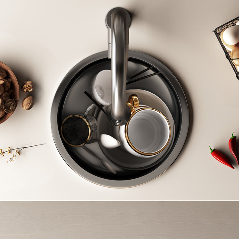 Round Stainless Steel Kitchen Sink Single Bowl Sink with Drain Strainer Kit Clearhalo 'Home Improvement' 'home_improvement' 'home_improvement_kitchen_sinks' 'Kitchen Remodel & Kitchen Fixtures' 'Kitchen Sinks & Faucet Components' 'Kitchen Sinks' 'kitchen_sinks' 7481963