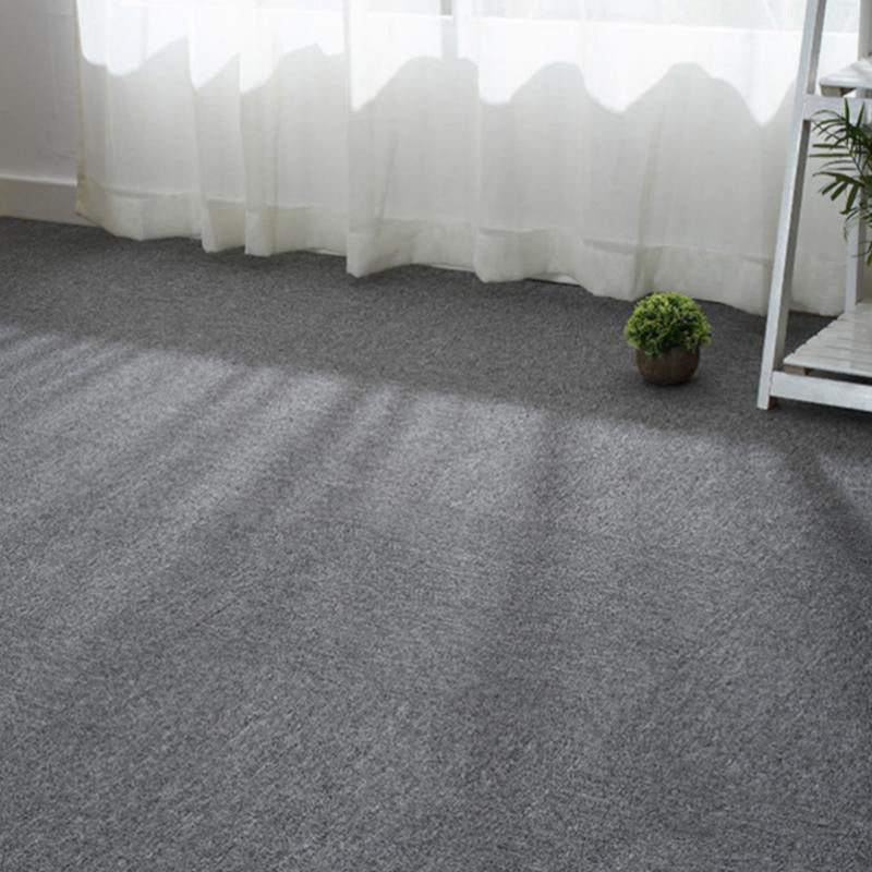 Modern Carpet Tiles Color Block Fade Resistant Carpet Floor Tile Dark Gray 36-Piece Set Clearhalo 'Carpet Tiles & Carpet Squares' 'carpet_tiles_carpet_squares' 'Flooring 'Home Improvement' 'home_improvement' 'home_improvement_carpet_tiles_carpet_squares' Walls and Ceiling' 7483622