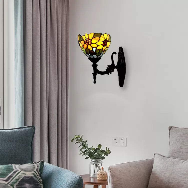 Multi Color Flower Wall Lighting Rustic Tiffany Single Light Wall Mount Light for Hallway Orange Clearhalo 'Industrial' 'Middle century wall lights' 'Tiffany wall lights' 'Tiffany' 'Wall Lamps & Sconces' 'Wall Lights' Lighting' 7497