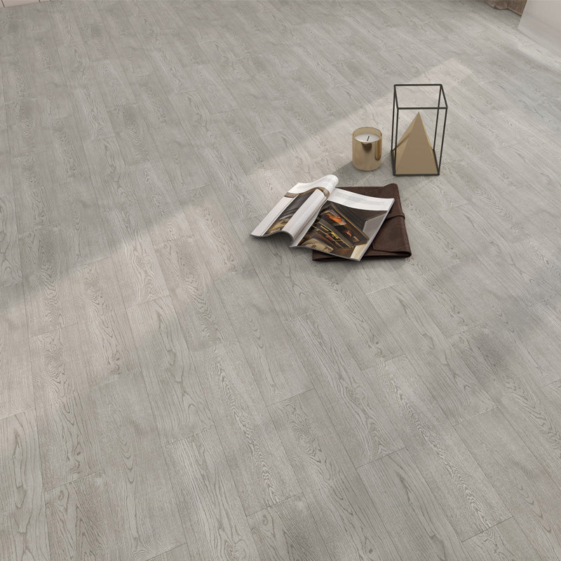 Wood Self Adhesive Wood Floor Planks Reclaimed Wooden Planks in Gray Clearhalo 'Flooring 'Hardwood Flooring' 'hardwood_flooring' 'Home Improvement' 'home_improvement' 'home_improvement_hardwood_flooring' Walls and Ceiling' 7505972