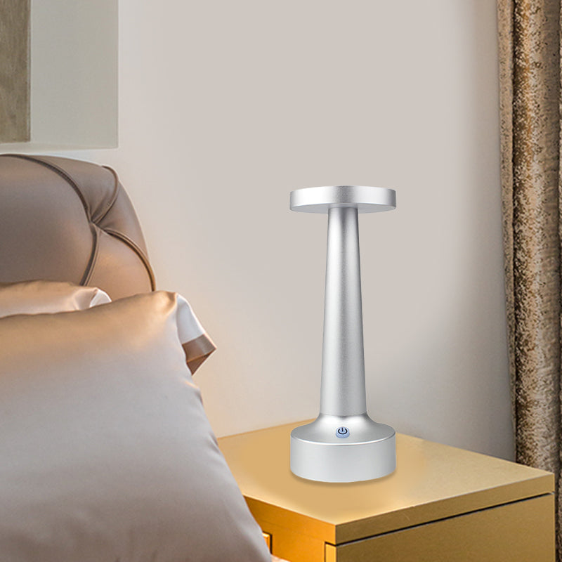 Circle Dining Table Light Modernism Metallic Restaurant Waterproof LED Desk Lamp in Black/Silver/Gold Clearhalo 'Lamps' 'Table Lamps' Lighting' 762961