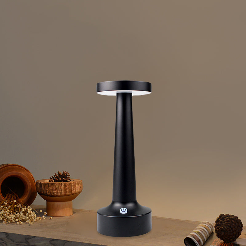 Circle Dining Table Light Modernism Metallic Restaurant Waterproof LED Desk Lamp in Black/Silver/Gold Clearhalo 'Lamps' 'Table Lamps' Lighting' 762965