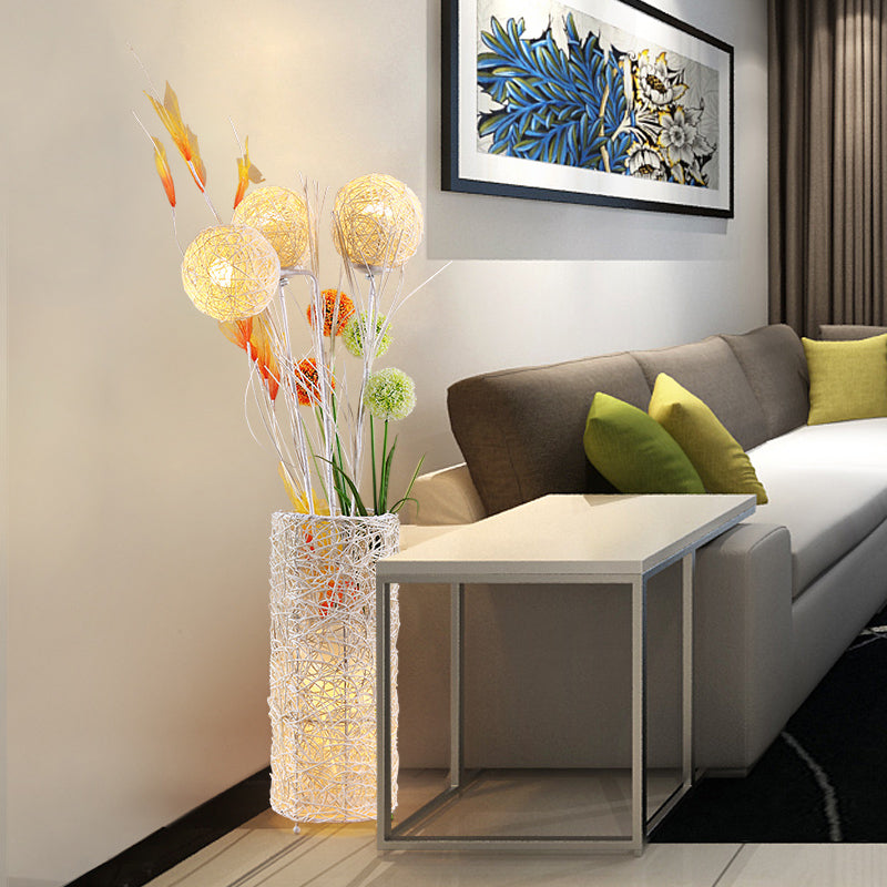 Beige Flower Vase Standing Light Art Deco 4 Heads Rattan Floor Lamp for Living Room Beige Clearhalo 'Floor Lamps' 'Lamps' Lighting' 763359