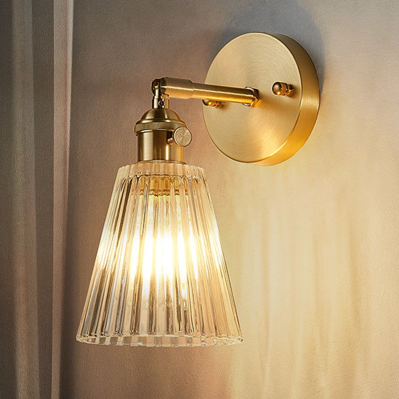 Tapered Clear Textured Glass Wall Lighting Industrial Single Bulb Dining Room Sconce Lamp in Brass Brass Clearhalo 'Art deco wall lights' 'Cast Iron' 'Glass' 'Industrial wall lights' 'Industrial' 'Middle century wall lights' 'Modern' 'Rustic wall lights' 'Tiffany' 'Traditional wall lights' 'Wall Lamps & Sconces' 'Wall Lights' Lighting' 768125