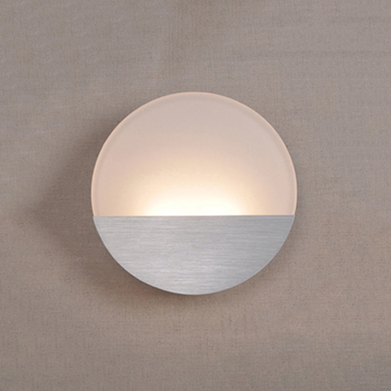 White Round/Square LED Sconce Light Simple Single Light Acrylic Wall Lighting Ideas in Warm/White Clearhalo 'Modern wall lights' 'Modern' 'Wall Lamps & Sconces' 'Wall Lights' Lighting' 769912