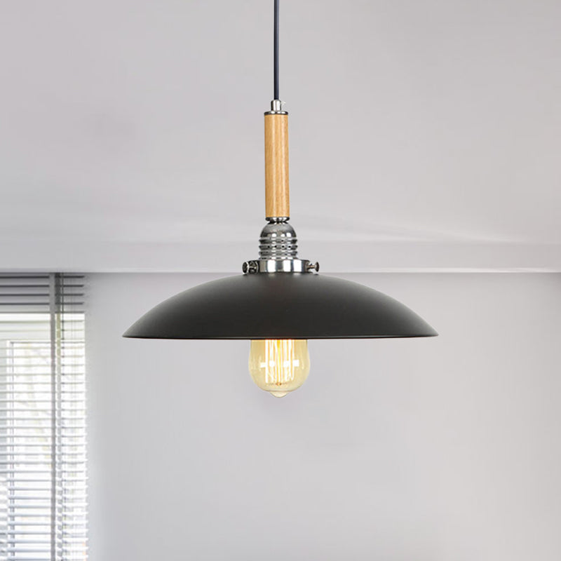 Metal Shallow Round Pendant Light with Hanging Cord Industrial Black Ceiling Light in Wood Clearhalo 'Art Deco Pendants' 'Black' 'Cast Iron' 'Ceiling Lights' 'Ceramic' 'Crystal' 'Industrial Pendants' 'Industrial' 'Metal' 'Middle Century Pendants' 'Pendant Lights' 'Pendants' 'Rustic Pendants' 'Tiffany' Lighting' 770734