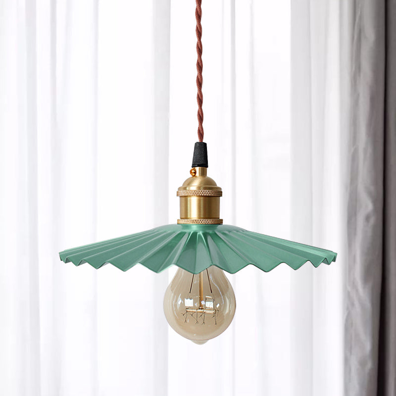 1 Head Scalloped Hanging Ceiling Light Modern Stylish Black/Red Metallic Pendant Light for Bedside Green Clearhalo 'Ceiling Lights' 'Modern Pendants' 'Modern' 'Pendant Lights' 'Pendants' Lighting' 770831