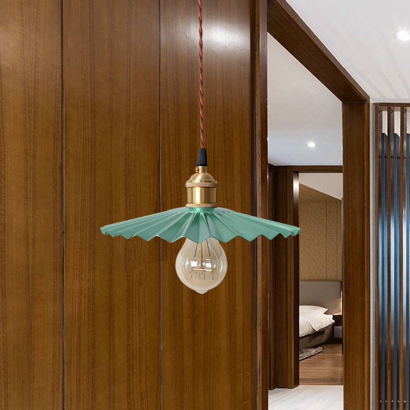 1 Head Scalloped Hanging Ceiling Light Modern Stylish Black/Red Metallic Pendant Light for Bedside Clearhalo 'Ceiling Lights' 'Modern Pendants' 'Modern' 'Pendant Lights' 'Pendants' Lighting' 770832